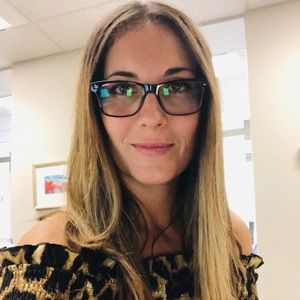 Meet your Posher, Jessica